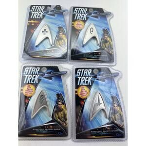 4 Star Trek Starfleet Discovery Command Medical Operations Science Combadge Com